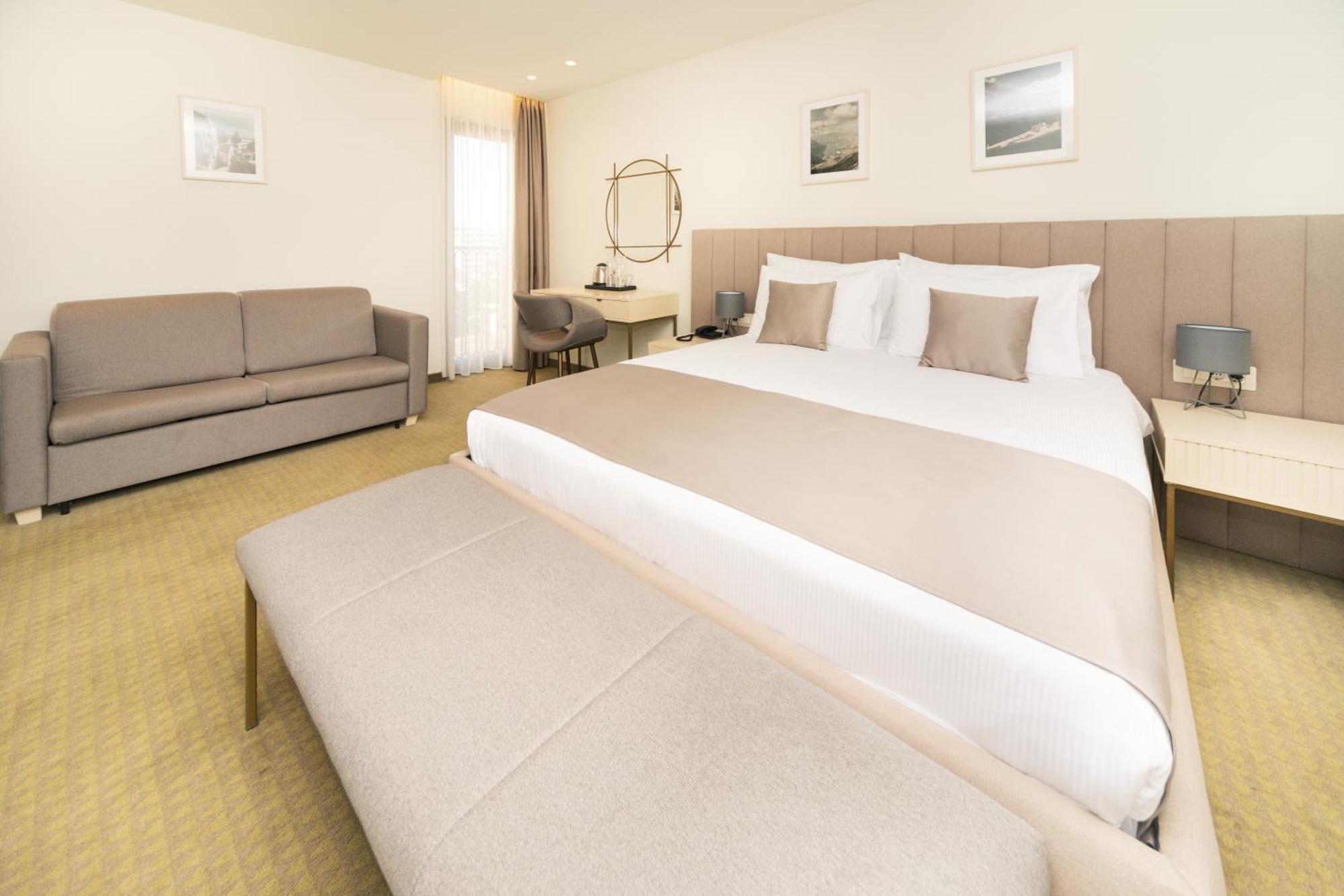 Hotel Pima Budva Eksteriør billede