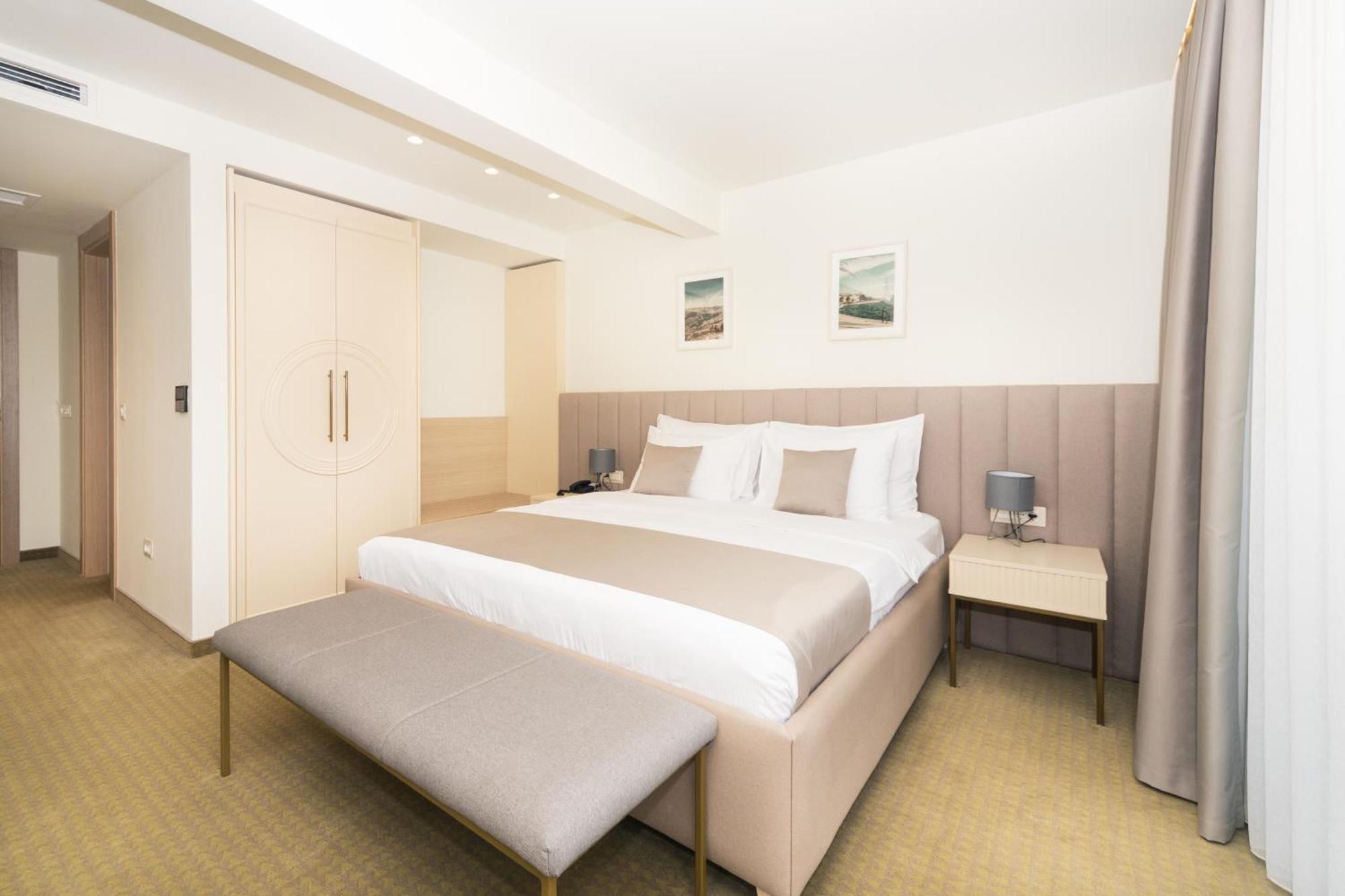 Hotel Pima Budva Eksteriør billede