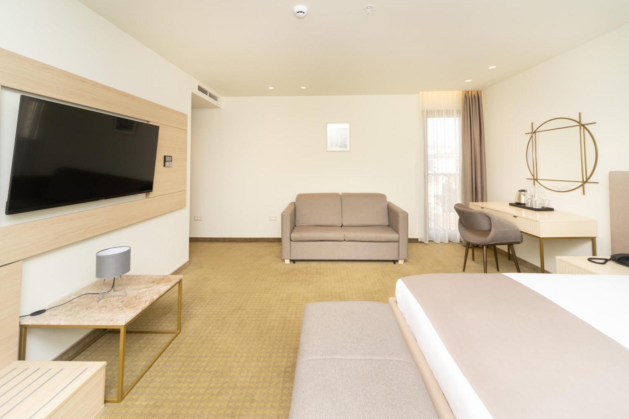 Hotel Pima Budva Eksteriør billede
